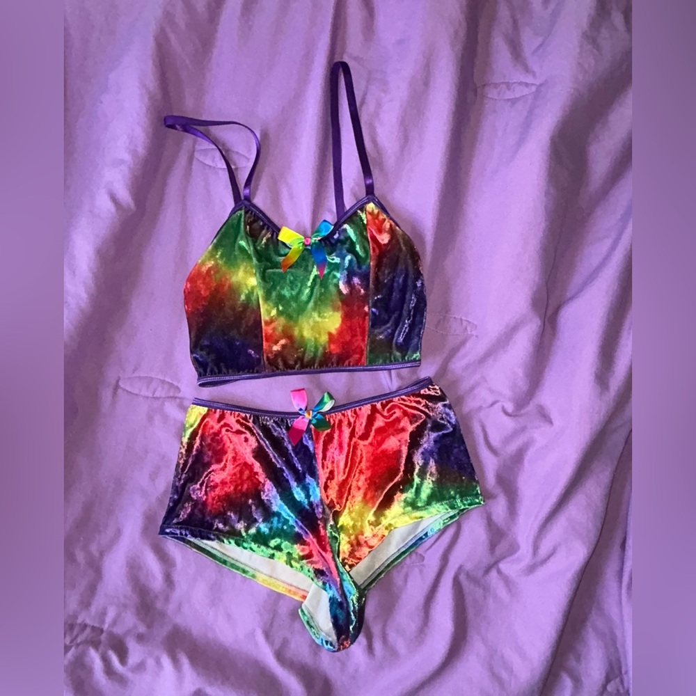 Rowme Small Tie Dye Fuzzy Soft Velour Bow Two Piece Tank Top Short Set
